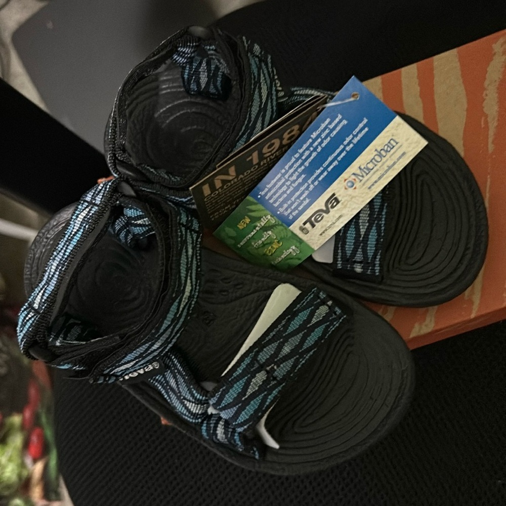 Kid’s Teva  Hurricane Board Blue Walking Shoes Size 10 New With Box